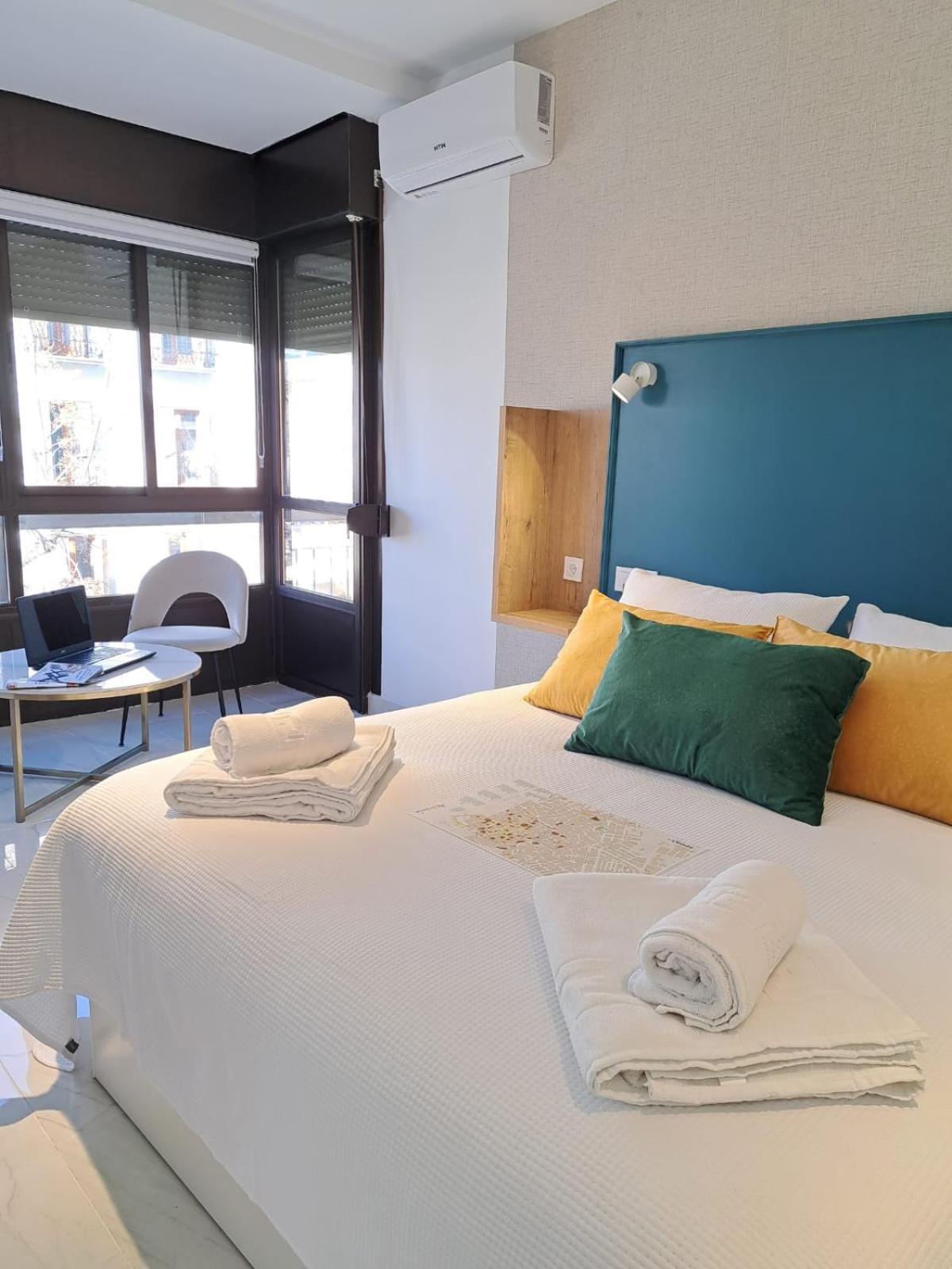 Vival Rastro Deluxe Apartment Ubeda  Bagian luar foto
